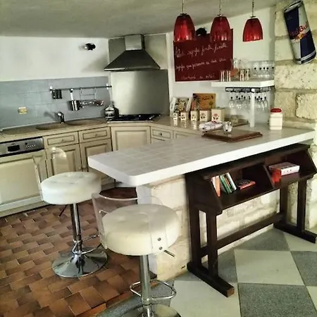 Avec Jardin Aigues-Mortes